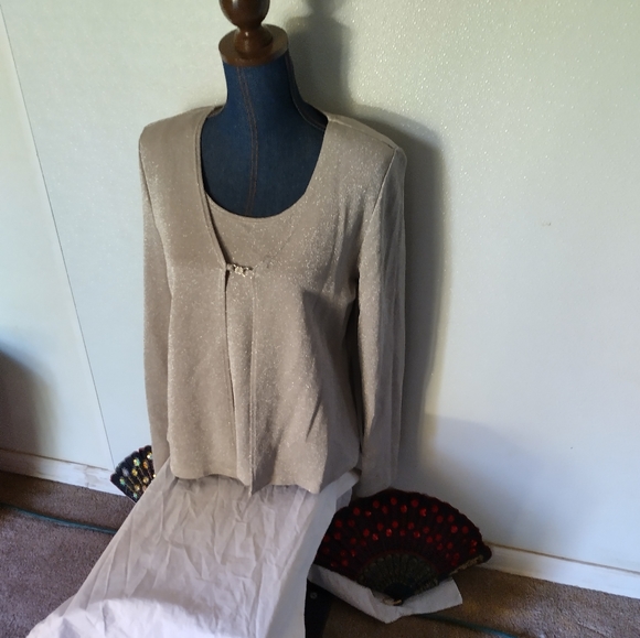 Holiday blouse shimmering silver - Picture 5 of 5